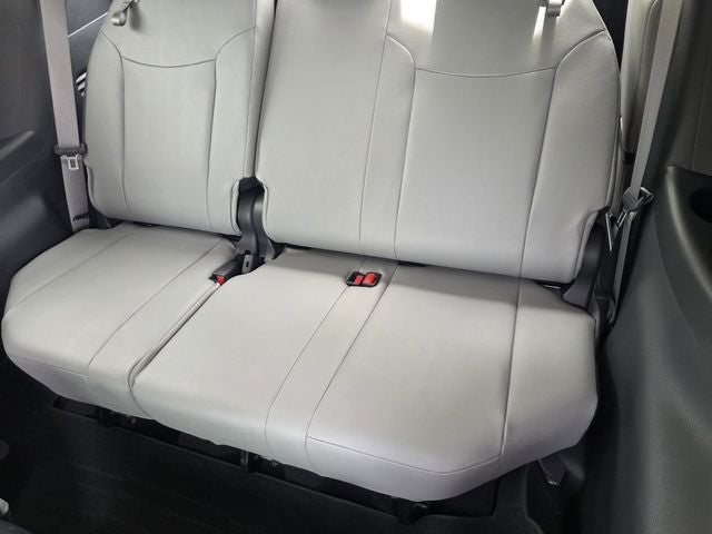 2025 Toyota Sienna XLE 7 Passenger
