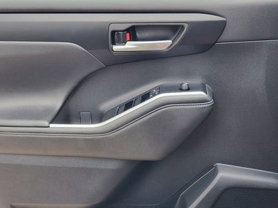 2025 Toyota Highlander XSE