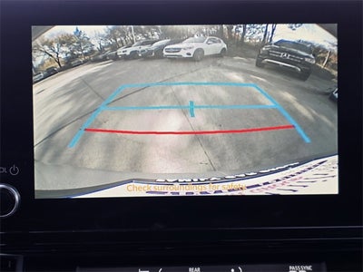 2025 Toyota Sienna LE 8 Passenger