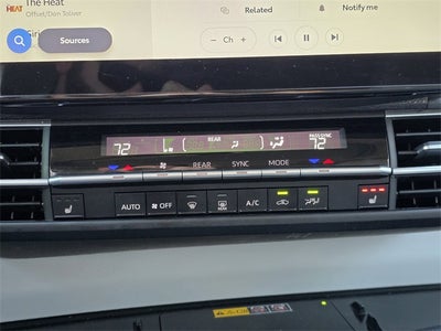 2025 Toyota Sienna XLE 8 Passenger