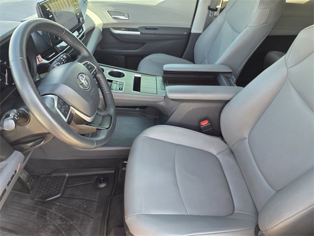 2022 Toyota Sienna XLE 7 Passenger