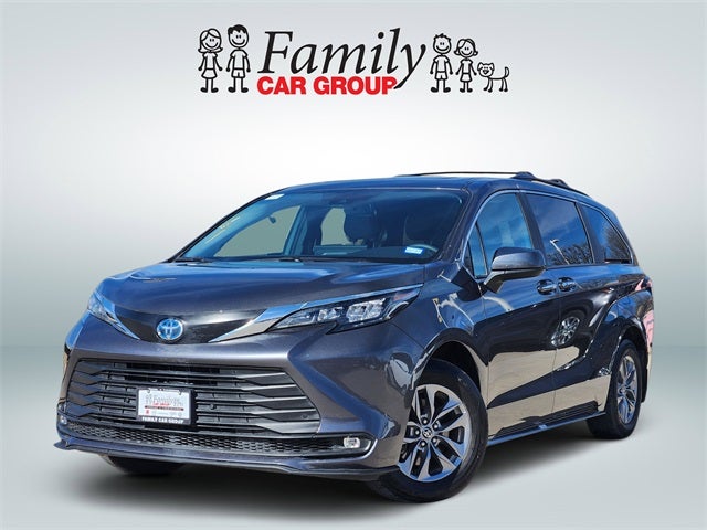 2025 Toyota Sienna XLE 7 Passenger