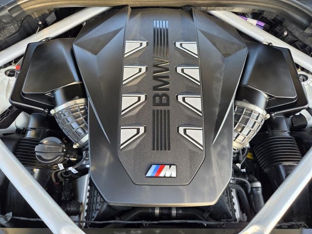 2025 BMW X5 M60i