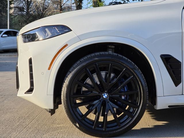 2025 BMW X5 M60i