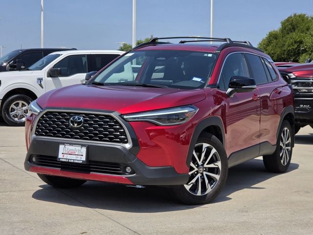 2025 Toyota Corolla Cross XLE