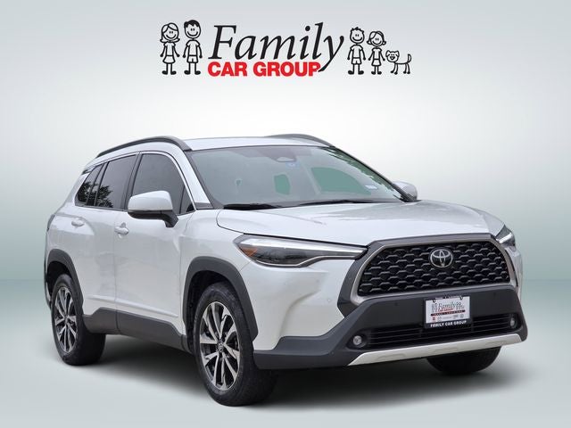 2023 Toyota Corolla Cross XLE