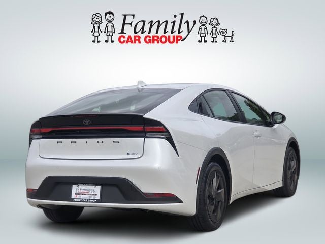 2025 Toyota Prius LE