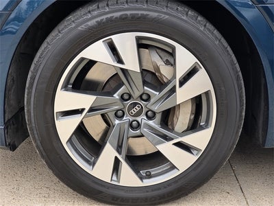 2022 Audi e-tron Premium Plus quattro