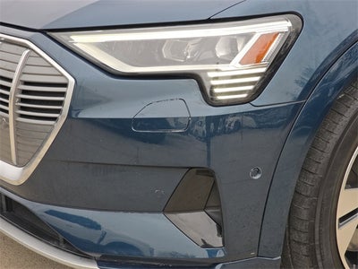 2022 Audi e-tron Premium Plus quattro