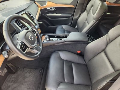 2025 Volvo XC90 B6 Plus 7-Seater