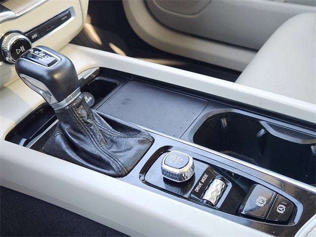 2021 Volvo XC60 T5 Inscription