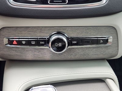 2025 Volvo XC90 Plug-In Hybrid T8 Ultra 7 Passenger