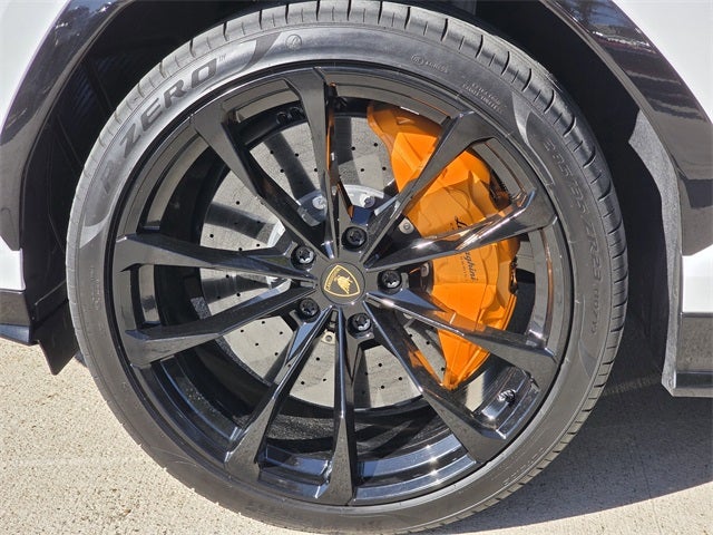 2024 Lamborghini Urus S