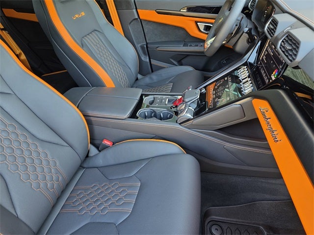 2024 Lamborghini Urus S