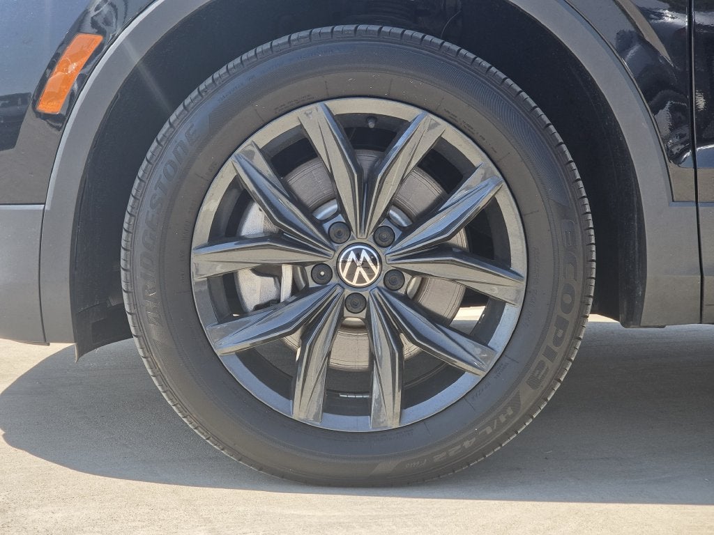 2024 Volkswagen Tiguan 2.0T SE