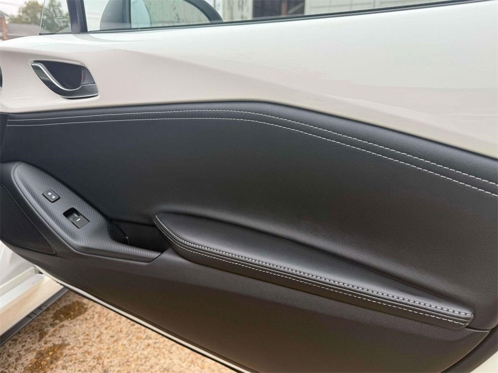 2025 Mazda Mazda MX-5 Miata Club