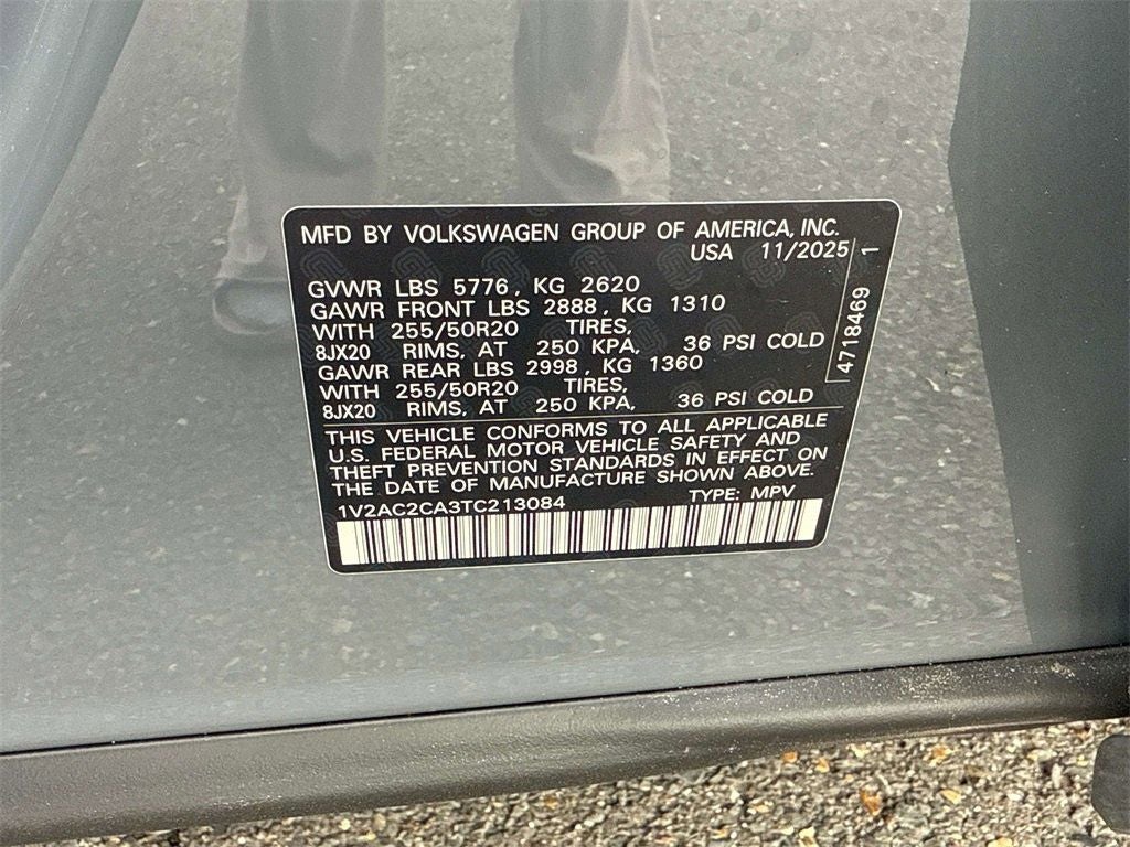 2026 Volkswagen Atlas Cross Sport 2.0T SEL R-Line Black