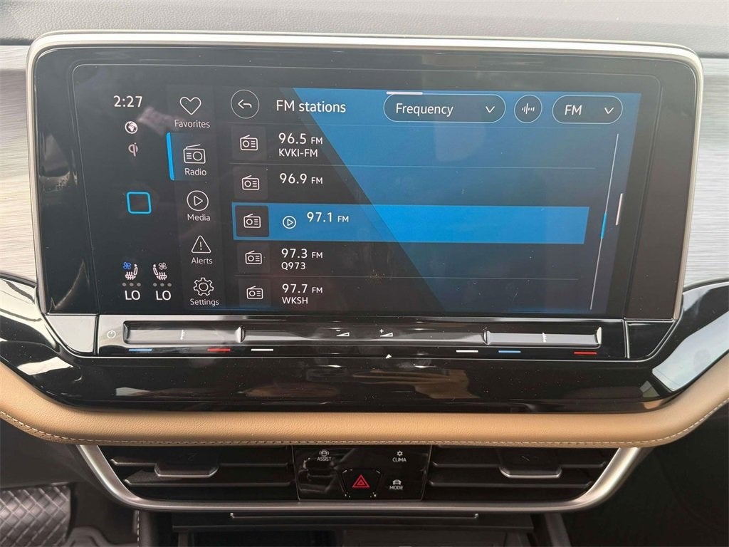 2026 Volkswagen Atlas Cross Sport 2.0T SE