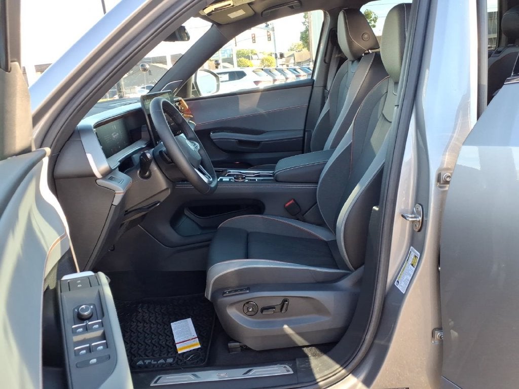 2027 Volkswagen Atlas SEL Premium R-Line