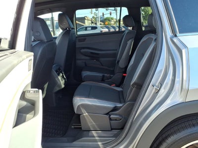2027 Volkswagen Atlas SEL Premium R-Line