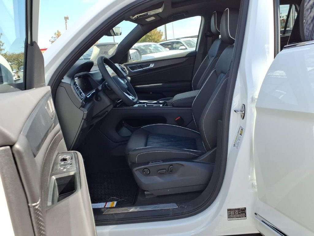 2026 Volkswagen Atlas Cross Sport SEL Premium R-Line