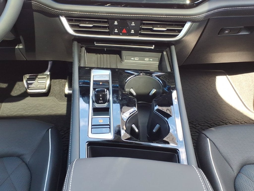 2026 Volkswagen Atlas Cross Sport SEL Premium R-Line