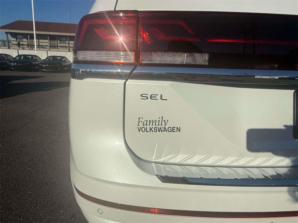 2026 Volkswagen Atlas 2.0T SEL Premium R-Line