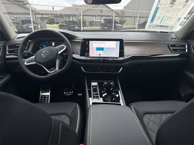 2026 Volkswagen Atlas 2.0T SEL Premium R-Line