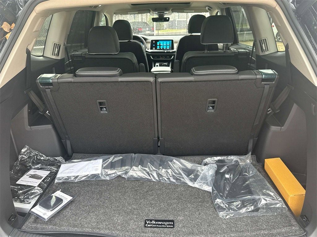 2026 Volkswagen Atlas 2.0T SEL Premium R-Line