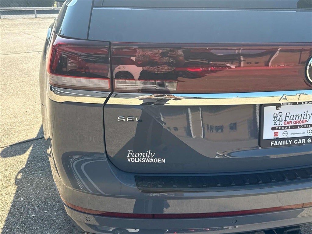 2026 Volkswagen Atlas 2.0T SEL Premium R-Line