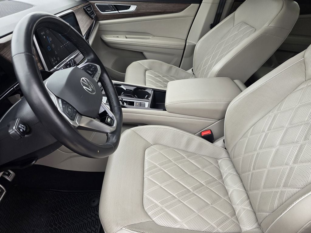2025 Volkswagen Atlas 2.0T SEL Premium R-Line
