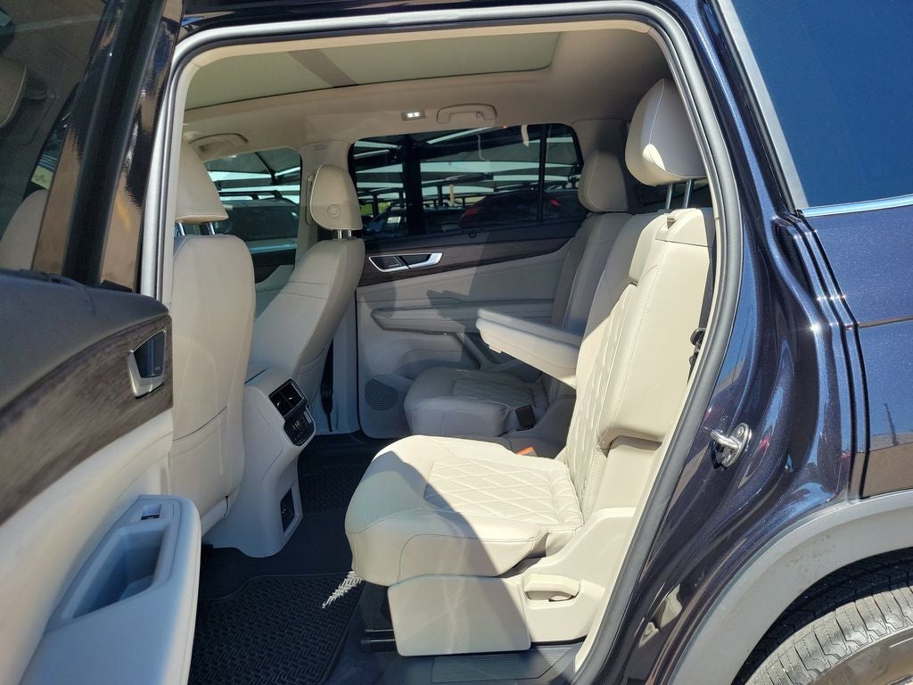 2024 Volkswagen Atlas 2.0T SEL Premium R-Line