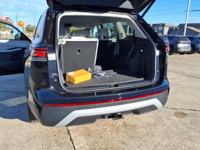 2027 Volkswagen Atlas SE w/Technology