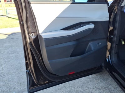 2027 Volkswagen Atlas SE w/Technology