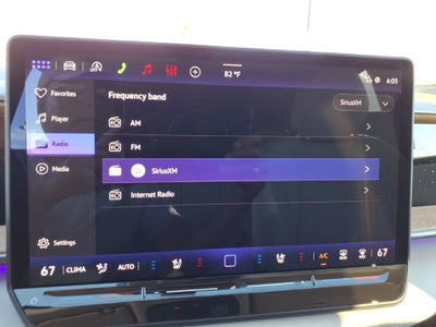 2027 Volkswagen Atlas SE w/Technology