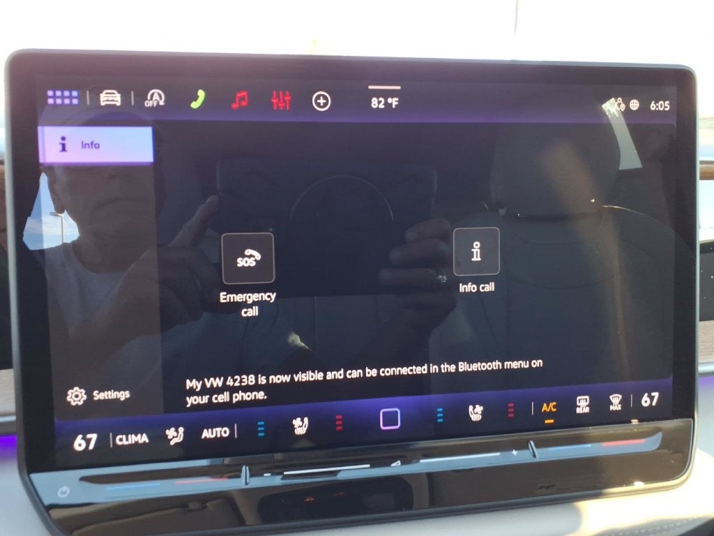 2027 Volkswagen Atlas SE w/Technology