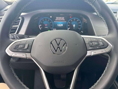 2026 Volkswagen Atlas Cross Sport 2.0T SE w/Technology