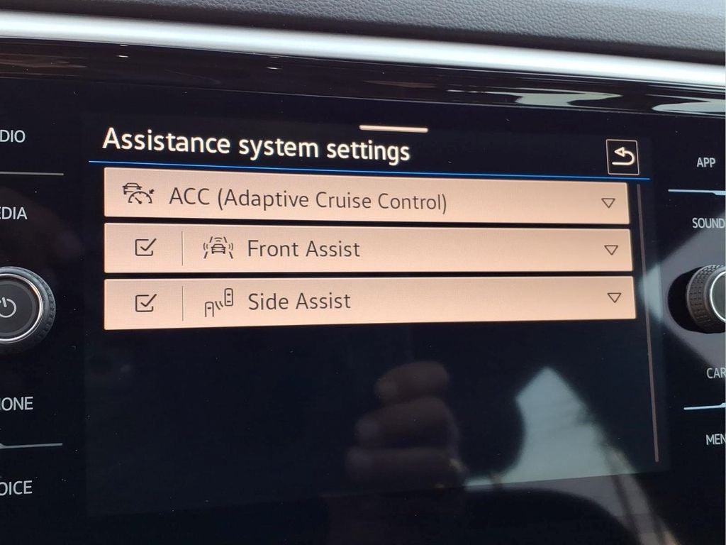 2023 Volkswagen Atlas Cross Sport 2.0T SE w/Technology