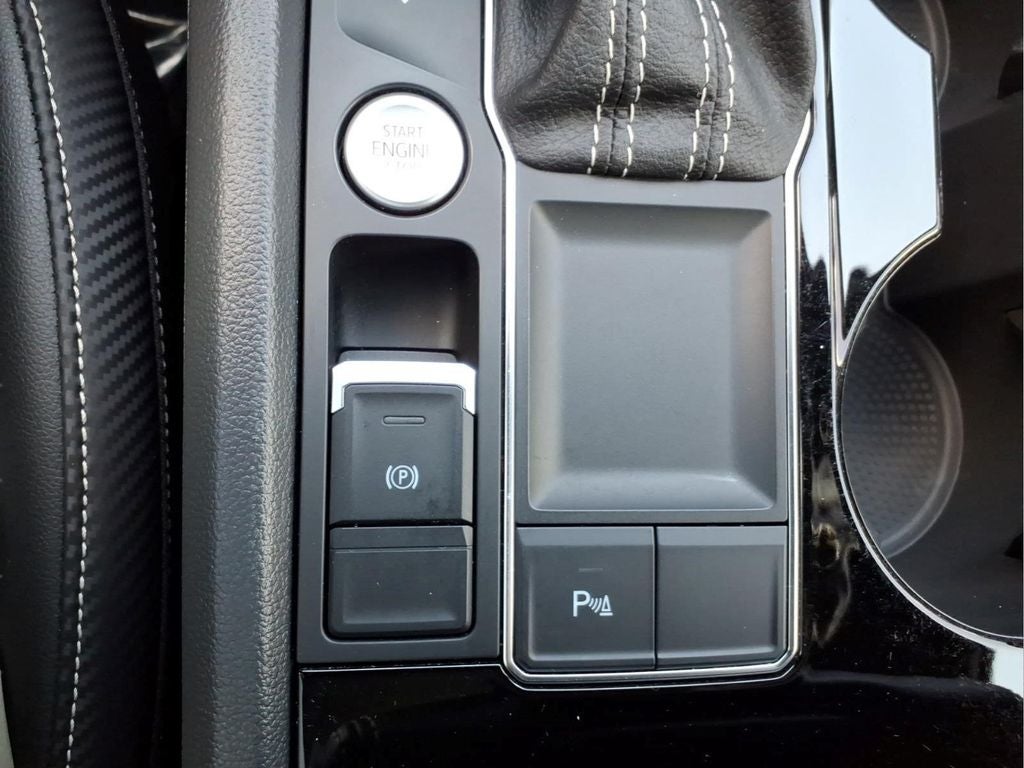 2023 Volkswagen Atlas Cross Sport 2.0T SE w/Technology