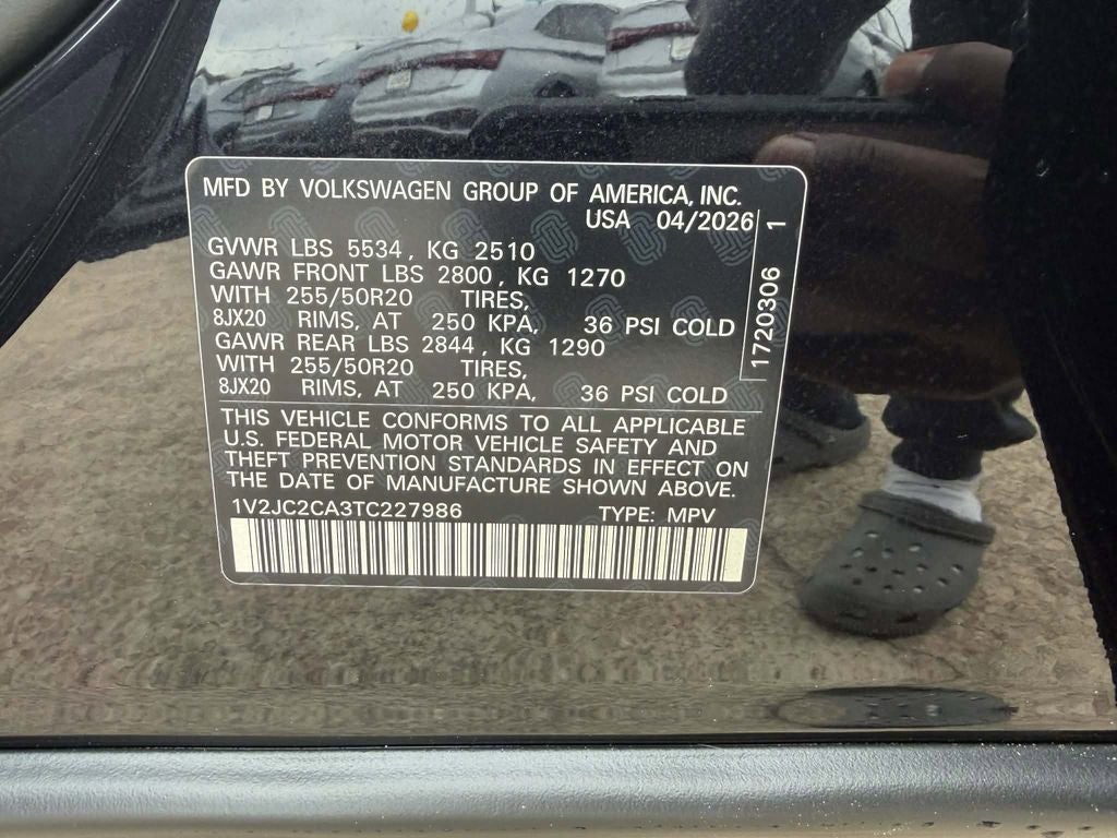 2026 Volkswagen Atlas Cross Sport 2.0T SE w/Technology