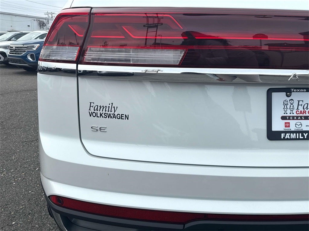 2026 Volkswagen Atlas Cross Sport 2.0T SE w/Technology