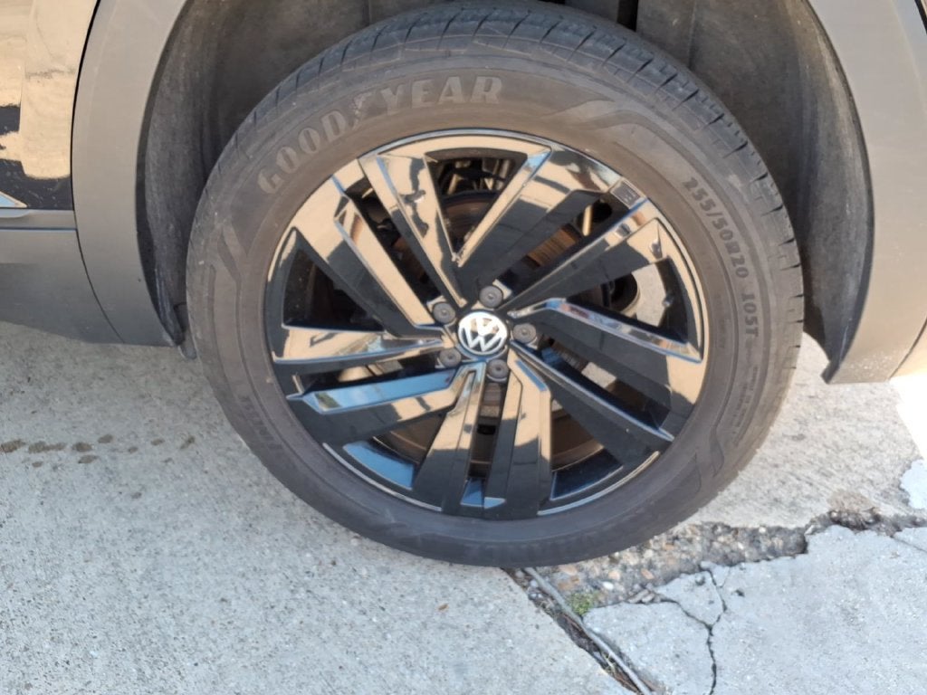 2023 Volkswagen Atlas Cross Sport 3.6L V6 SE w/Technology