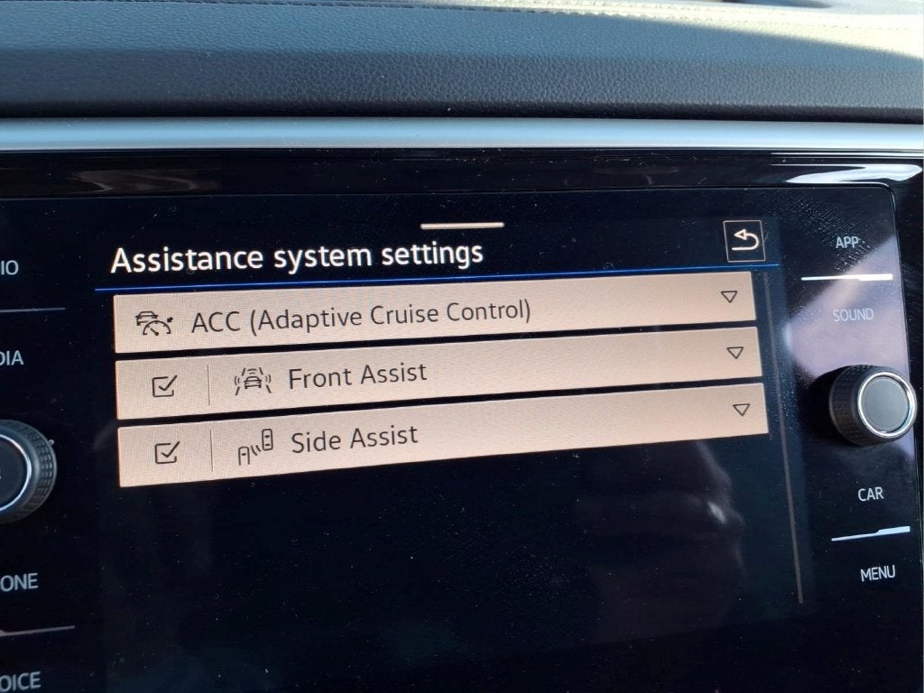 2023 Volkswagen Atlas Cross Sport 3.6L V6 SE w/Technology