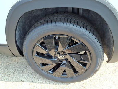 2026 Volkswagen Atlas SE w/Technology