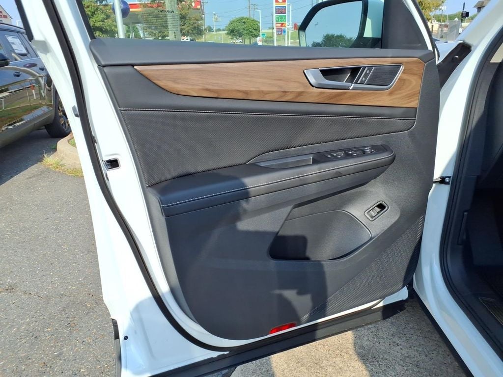 2026 Volkswagen Atlas SE w/Technology
