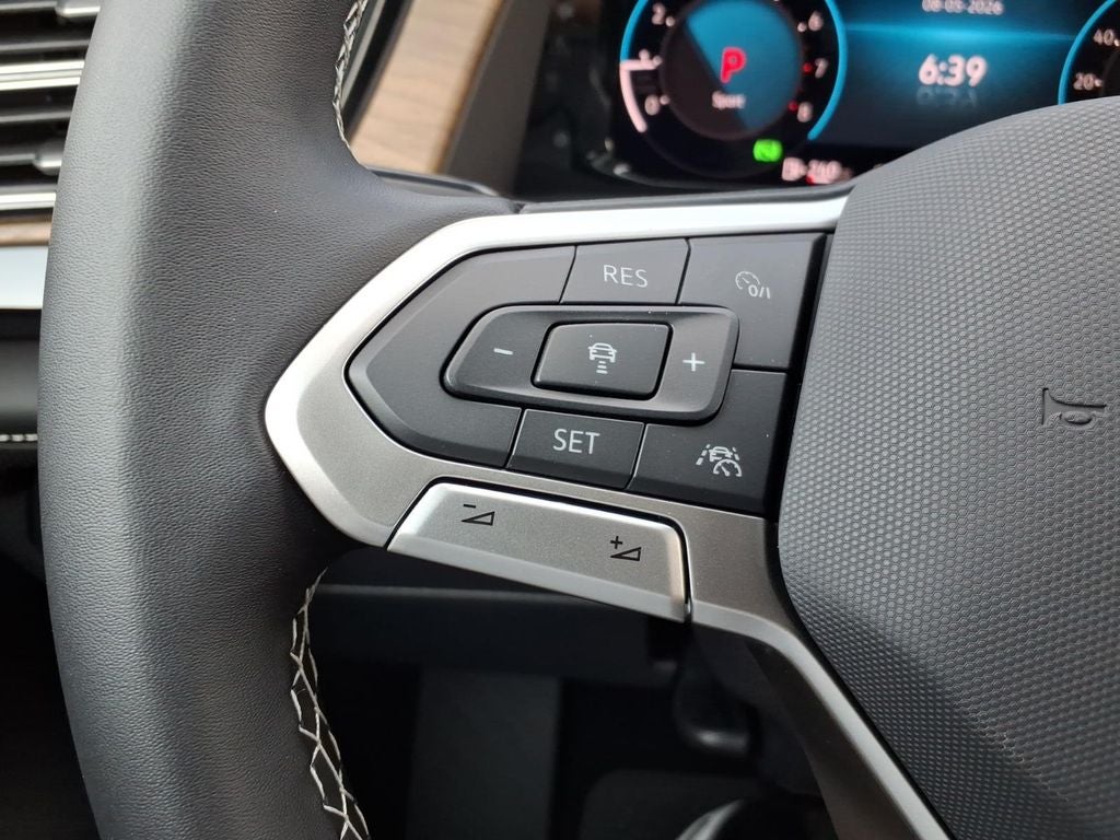 2026 Volkswagen Atlas SE w/Technology