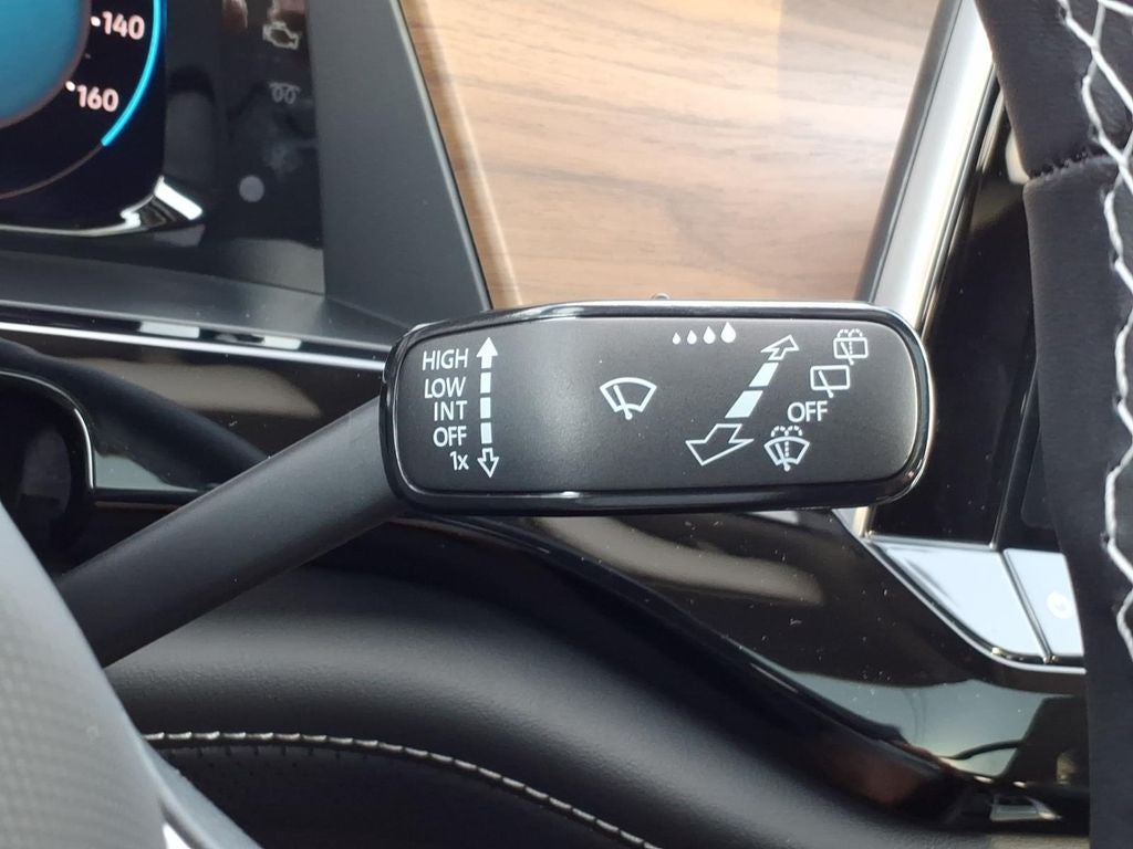 2026 Volkswagen Atlas SE w/Technology