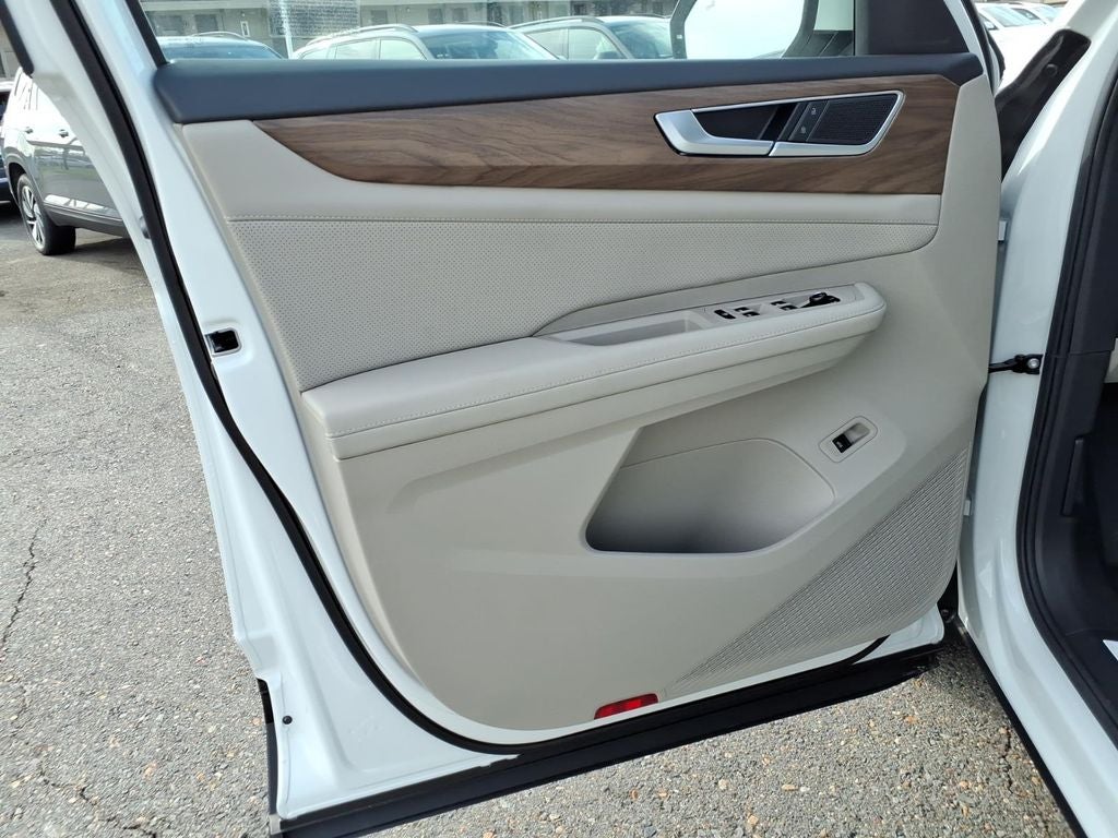 2026 Volkswagen Atlas SE w/Technology