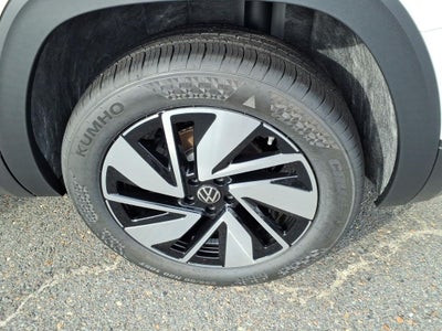 2026 Volkswagen Atlas SE w/Technology