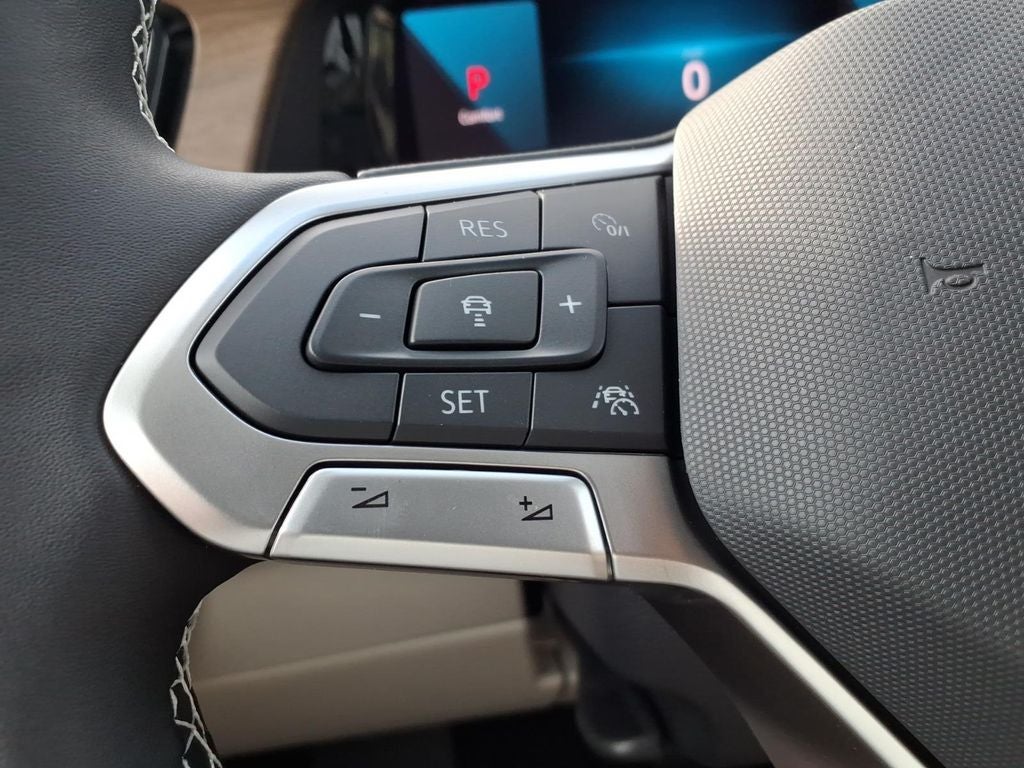 2026 Volkswagen Atlas SE w/Technology
